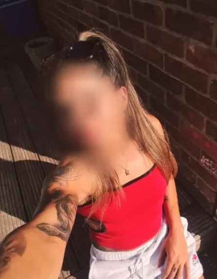 Cecilie, 30