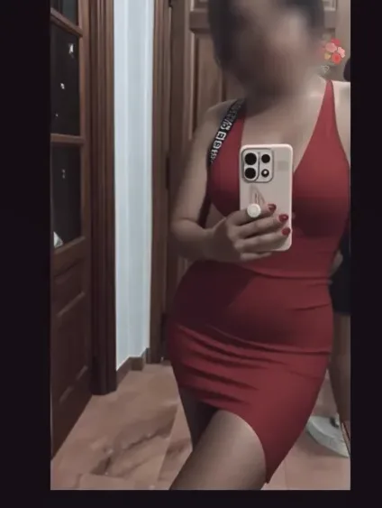 Katrine, 27