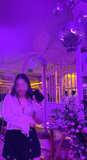 Nicoline, 31