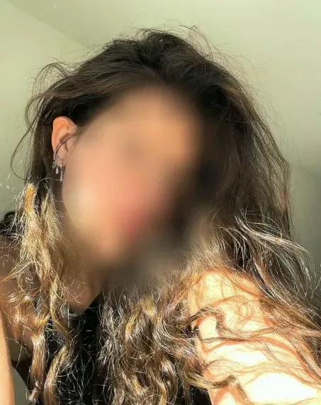 Signe, 19