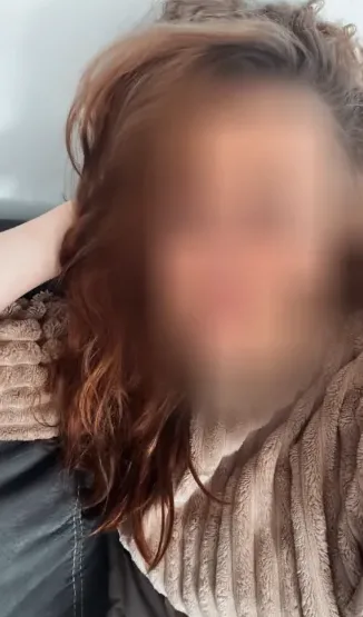 Zeynep, 37